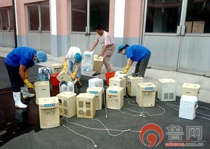 王村镇中心学校暑期开展饮水设备清洗消毒及污水处理设备维护工作